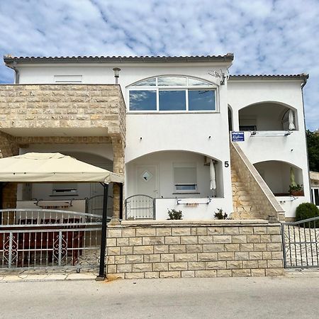Apartments Kristina فير المظهر الخارجي الصورة